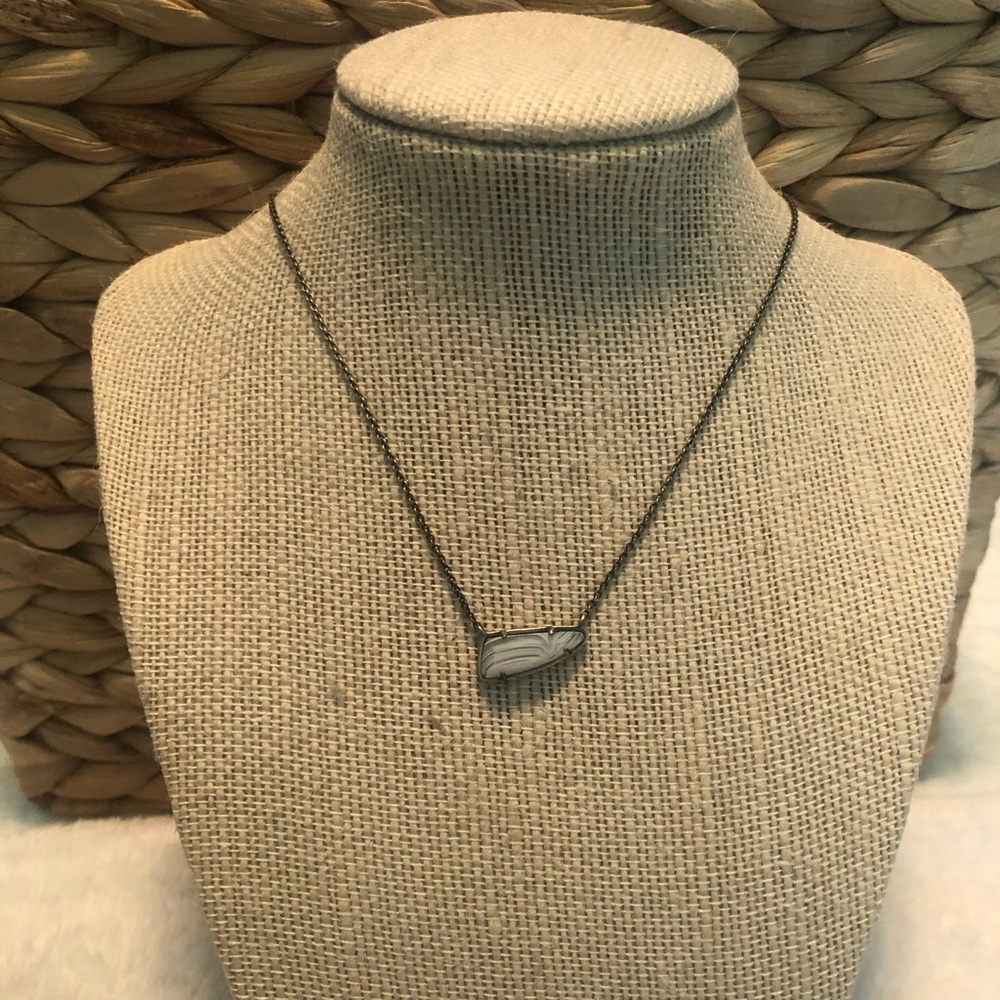 Kendra Scott Etta Necklace